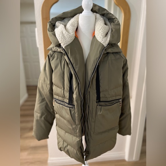 Bomber jacket from Orolay - Picture 1 of 4